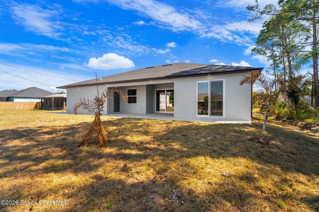 1008 Tevis Street SE, Palm Bay, FL 32909