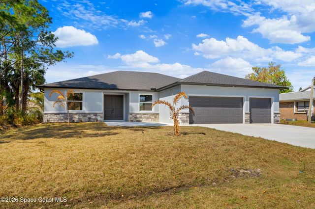 1008 Tevis Street SE, Palm Bay, FL 32909