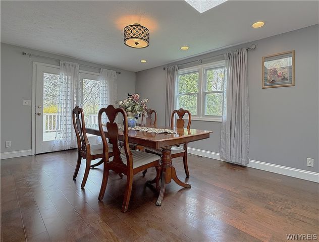 24 Dahlia Drive, Perinton, NY 14450