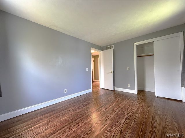 24 Dahlia Drive, Perinton, NY 14450