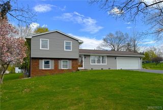 24 Dahlia Drive, Perinton, NY 14450