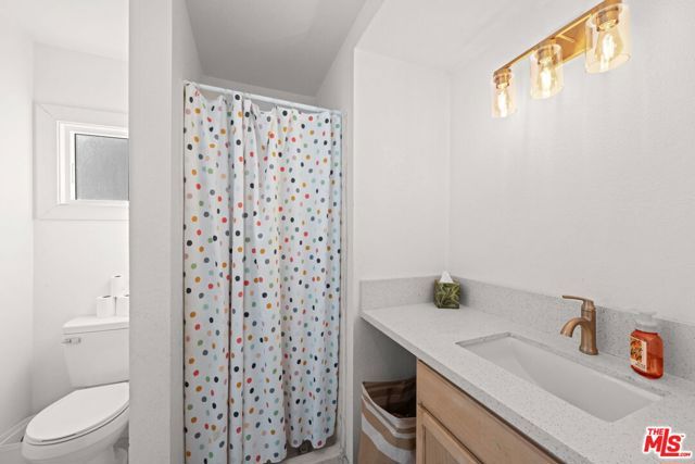 42450 2nd Street, Lancaster, CA 93535