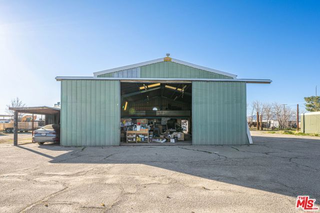 42450 2nd Street, Lancaster, CA 93535