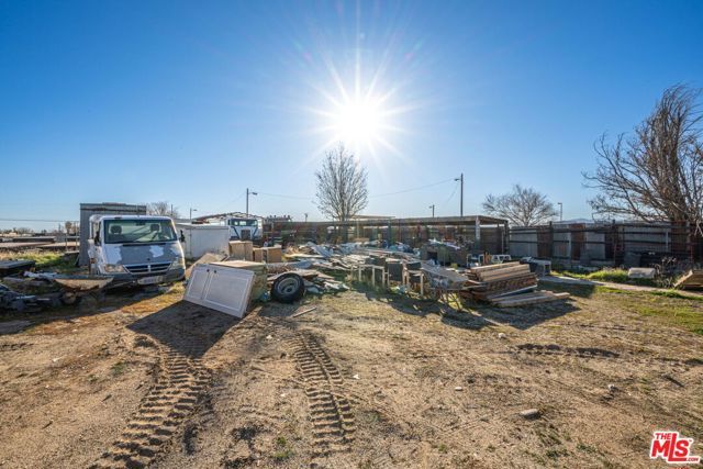 42450 2nd Street, Lancaster, CA 93535