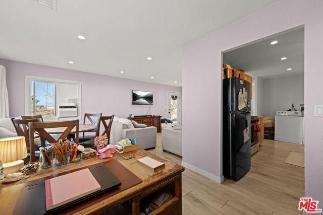 42450 2nd Street, Lancaster, CA 93535