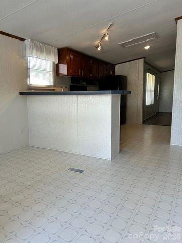 4123 Stonecreek Drive, Valdese, NC 28690