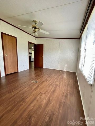 4123 Stonecreek Drive, Valdese, NC 28690