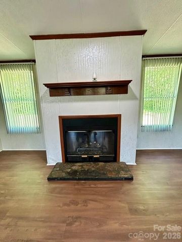 4123 Stonecreek Drive, Valdese, NC 28690
