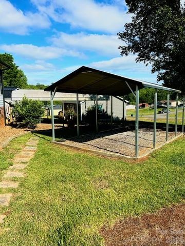 4123 Stonecreek Drive, Valdese, NC 28690