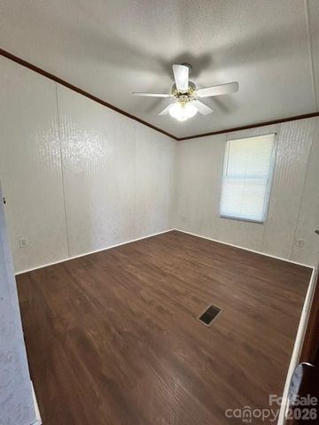 4123 Stonecreek Drive, Valdese, NC 28690