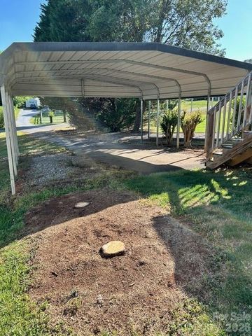 4123 Stonecreek Drive, Valdese, NC 28690