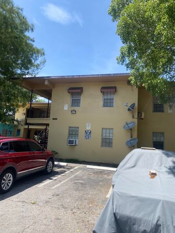 1401 NW 3rd Court 10, Fort Lauderdale, FL 33311