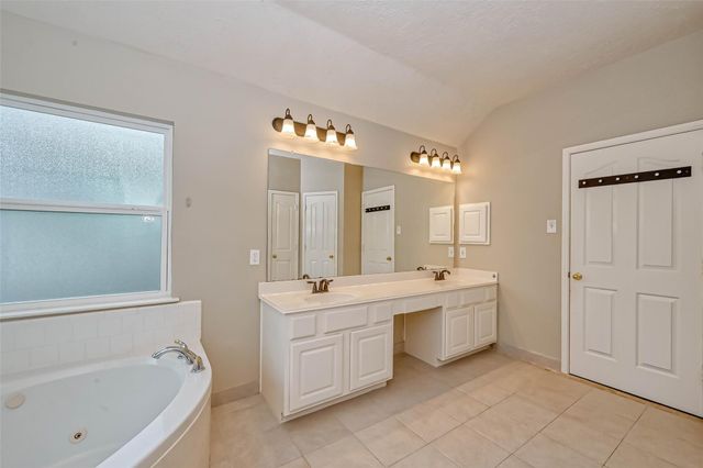 3415 Brinton Trails Lane, Katy, TX 77494