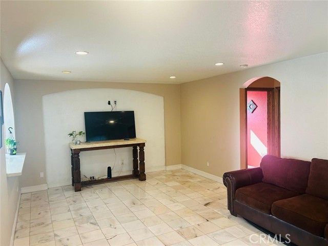 15224 Mariposa Avenue, Chino Hills, CA 91709