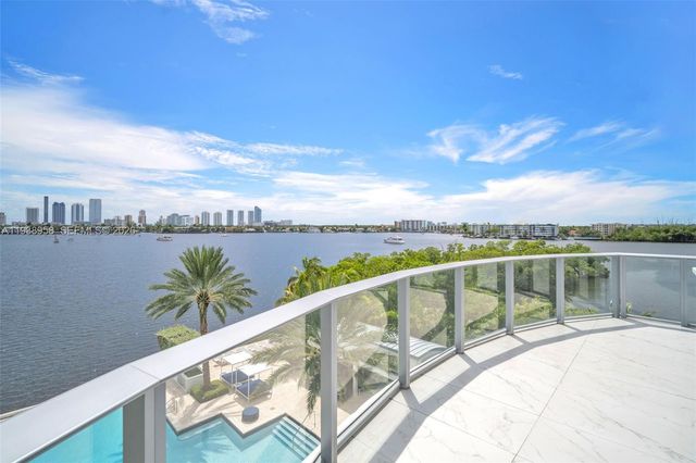 17111 Biscayne Blvd 411, North Miami Beach, FL 33160