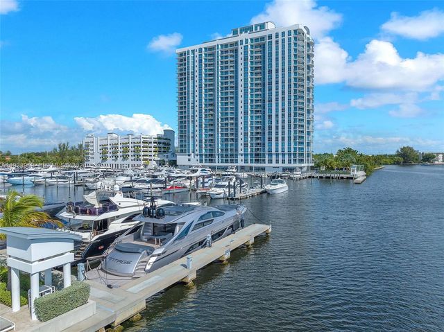 17111 Biscayne Blvd 411, North Miami Beach, FL 33160