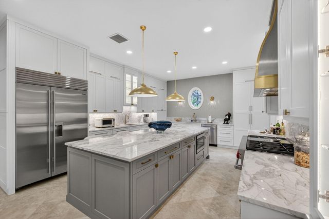 11912 Palma Drive, Palm Beach Gardens, FL 33418