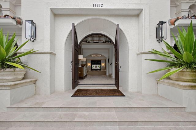 11912 Palma Drive, Palm Beach Gardens, FL 33418