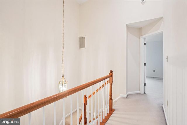 4153 KENTMERE SQ, Fairfax, VA 22030