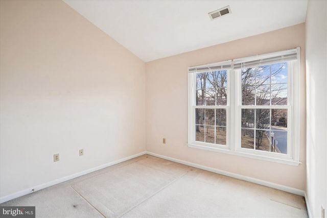 4153 KENTMERE SQ, Fairfax, VA 22030