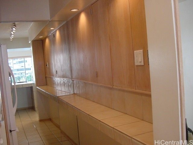 1645 Ala Wai Boulevard 903, Honolulu, HI 96815