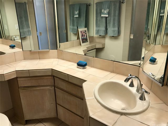 1645 Ala Wai Boulevard 903, Honolulu, HI 96815