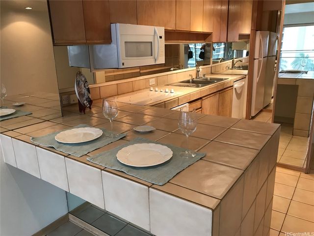 1645 Ala Wai Boulevard 903, Honolulu, HI 96815