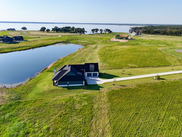 415 Sailview Court, Honey Grove, TX 75446