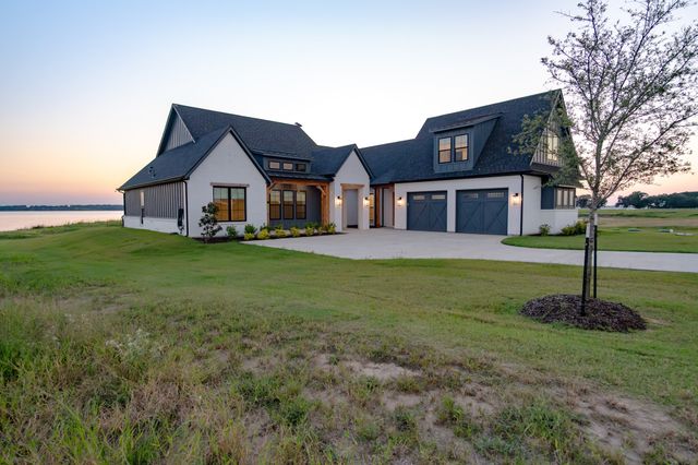 415 Sailview Court, Honey Grove, TX 75446