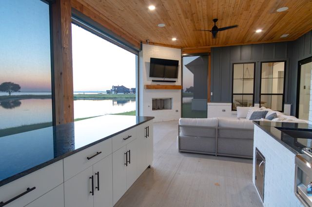 415 Sailview Court, Honey Grove, TX 75446