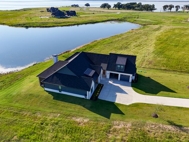 415 Sailview Court, Honey Grove, TX 75446