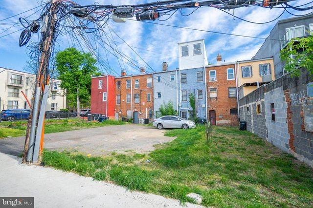 1809 BENNING RD NE, Washington, DC 20002