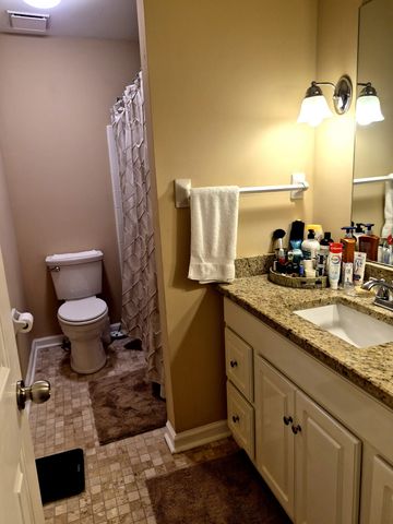 128 Boxwood Dr, Franklin, TN 37069