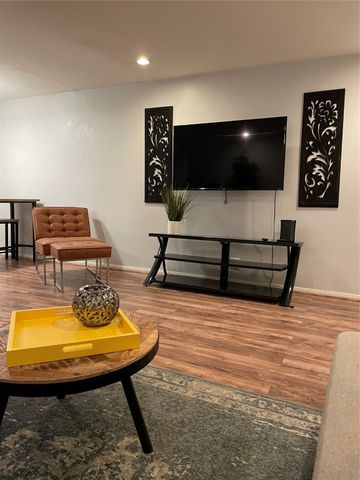 3500 Routh Street 8, Dallas, TX 75219