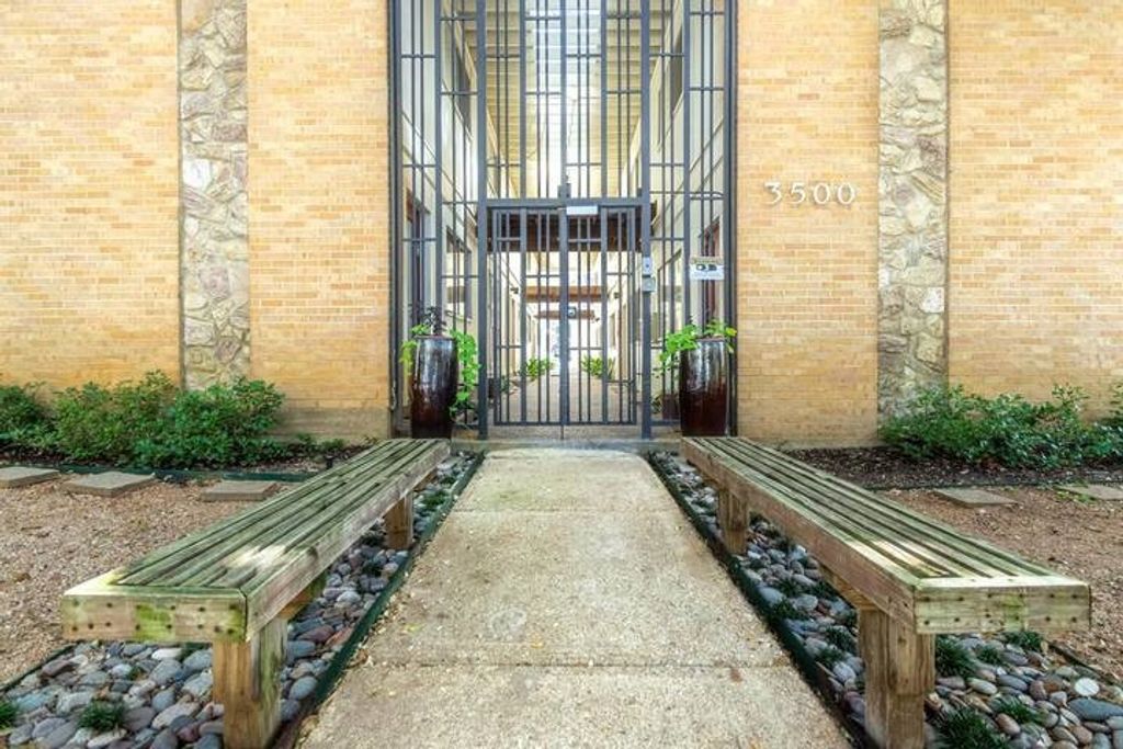 3500 Routh Street 8, Dallas, TX 75219