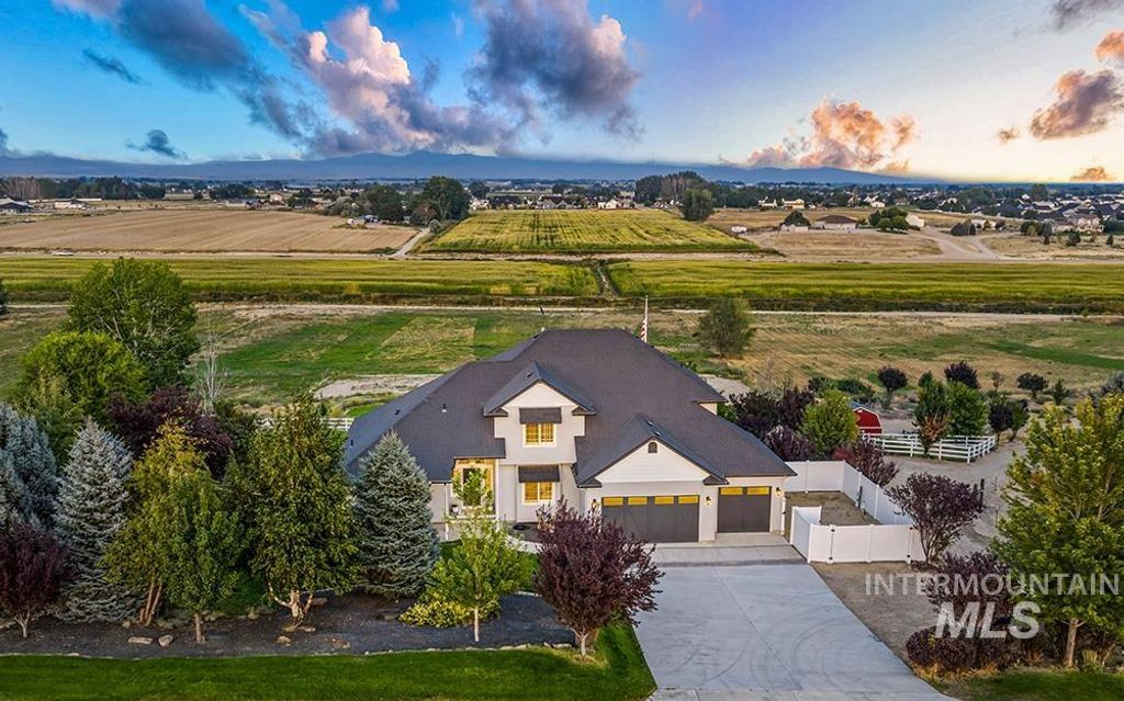 24542 Kenridge Rd, Caldwell, ID 83607