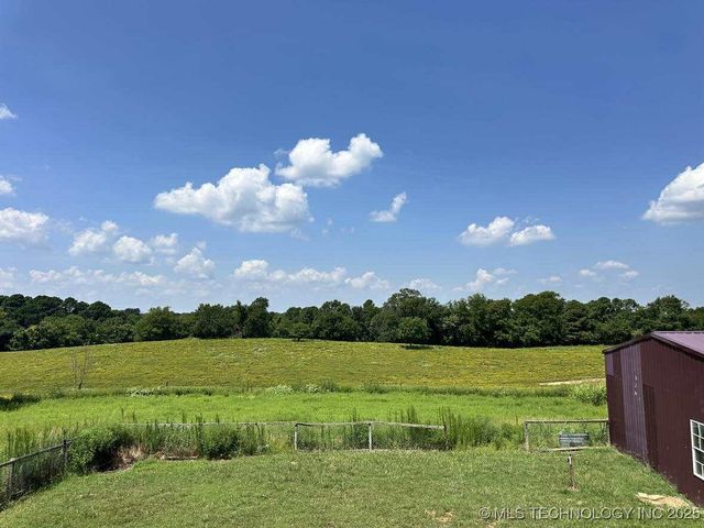 11822 S Rawhide Road E, Claremore, OK 74017