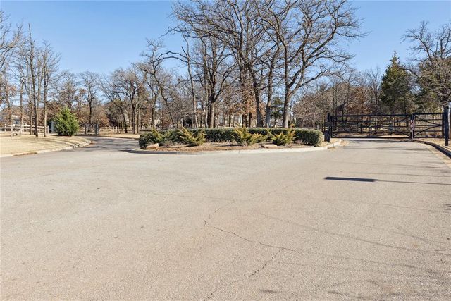 8624 Snow Court, Arcadia, OK 73007