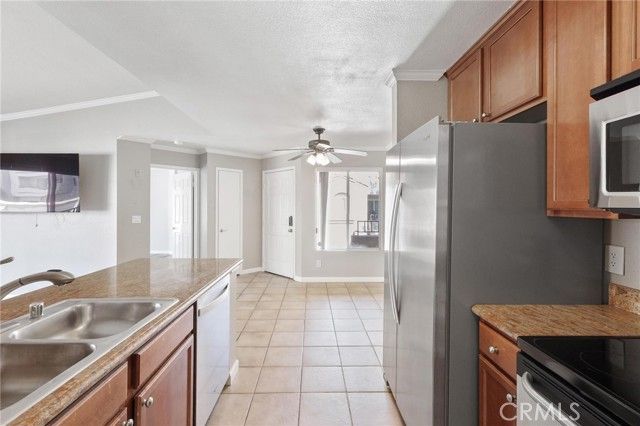 1027 Vista Del Cerro Unit 201, Corona, CA 92879