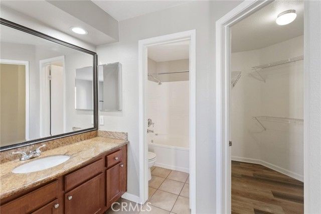 1027 Vista Del Cerro Unit 201, Corona, CA 92879