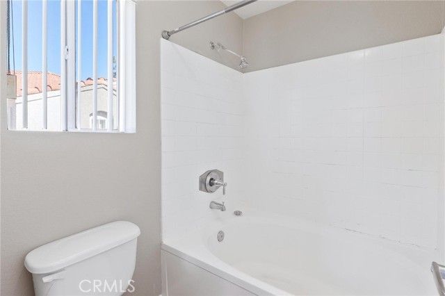 1027 Vista Del Cerro Unit 201, Corona, CA 92879