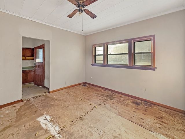 425 2nd Street, West Des Moines, IA 50265