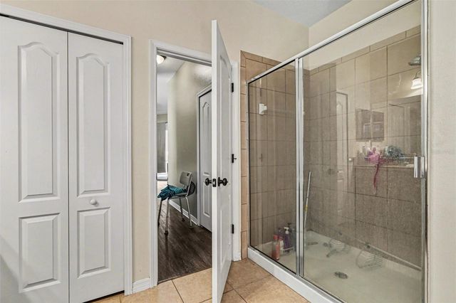 2130 ROANOKE SPRINGS DRIVE, Ruskin, FL 33570