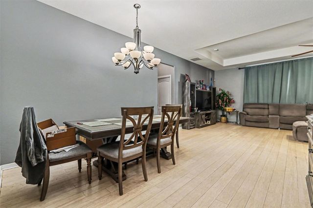 2130 ROANOKE SPRINGS DRIVE, Ruskin, FL 33570