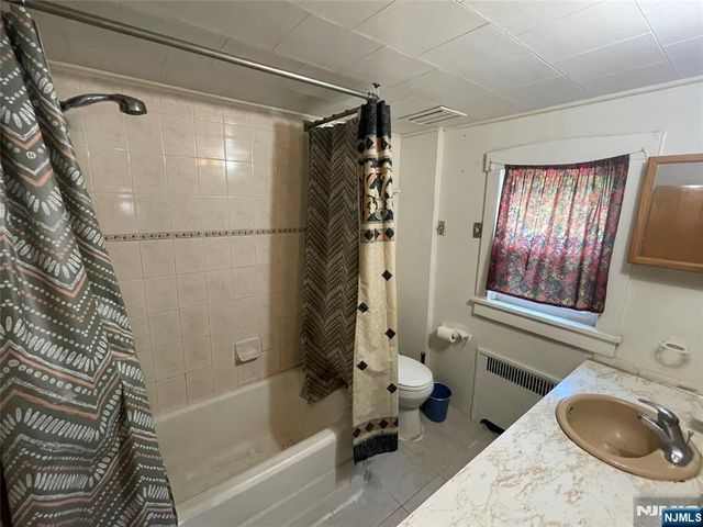 381 Beech Street, Teaneck, NJ 07666