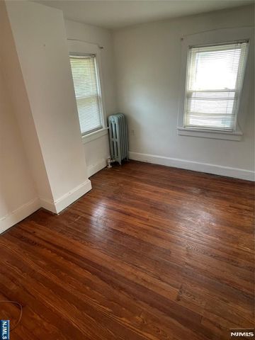381 Beech Street, Teaneck, NJ 07666