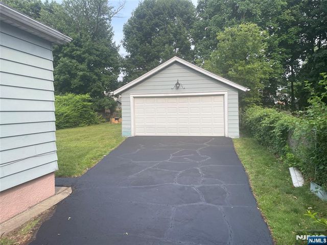 381 Beech Street, Teaneck, NJ 07666