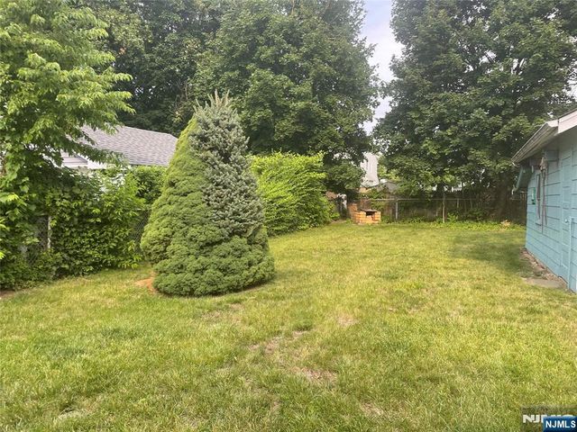 381 Beech Street, Teaneck, NJ 07666
