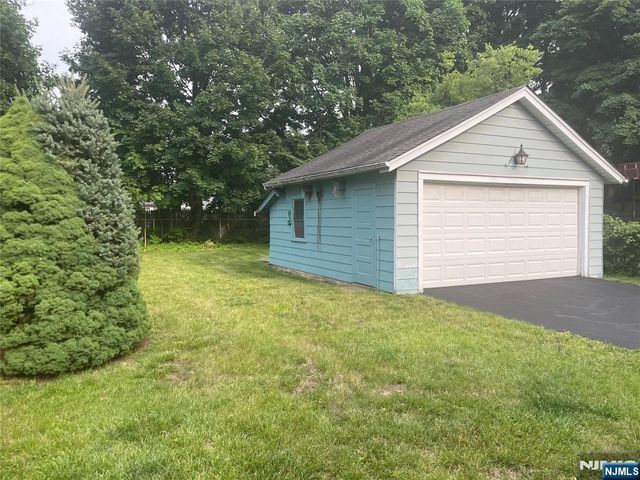 381 Beech Street, Teaneck, NJ 07666