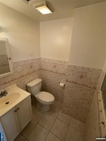 381 Beech Street, Teaneck, NJ 07666